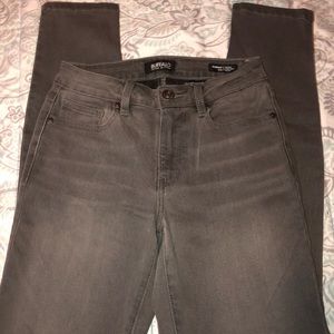 Mid rise skinny jeans